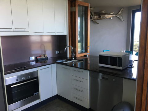 Lennox Holiday Apartments - QLD Tourism 12