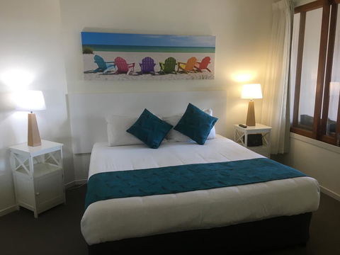 Lennox Holiday Apartments - QLD Tourism 19