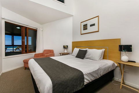 Lennox Holiday Apartments - QLD Tourism 27