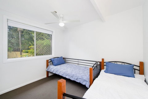 BONNY BEACH HOUSE - Holiday Accomodation With Pool - QLD Tourism 3