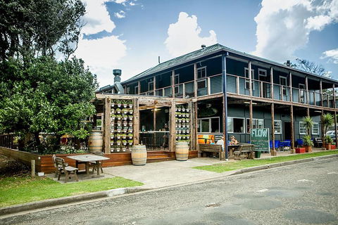 Boogie Woogie Beach House - QLD Tourism 0