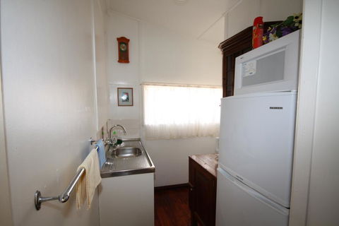 Bourke Riverside Motel - Queensland Tourism 3