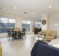 BOUTIQUE STAYS - Gumflower - QLD Tourism