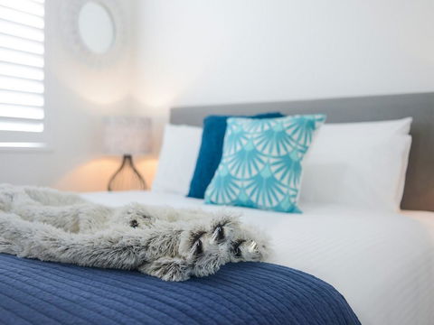 Boutique Stays - Hampton Lookout - QLD Tourism 1