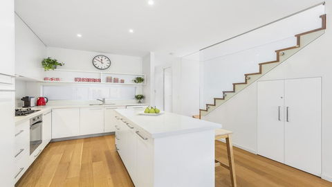 Boutique Stays - Port Haven - QLD Tourism 2