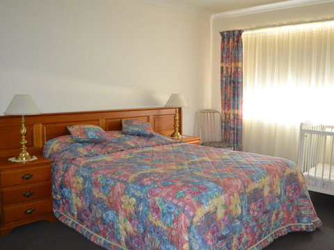 Bowling Greens 7 - QLD Tourism 2