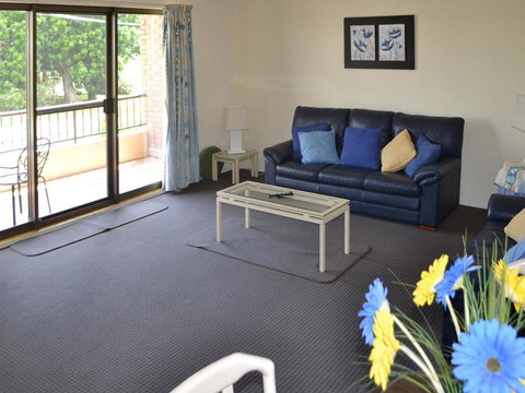 Bowling Greens 7 - QLD Tourism 3