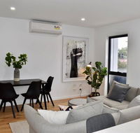 Brand New 2 Bed Apartment with Stunning City Views - Queensland Tourism