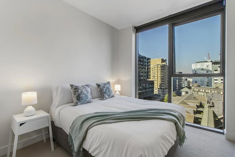 Brand New Luxury Pad In Shopping And Dining Mecca - QLD Tourism 1