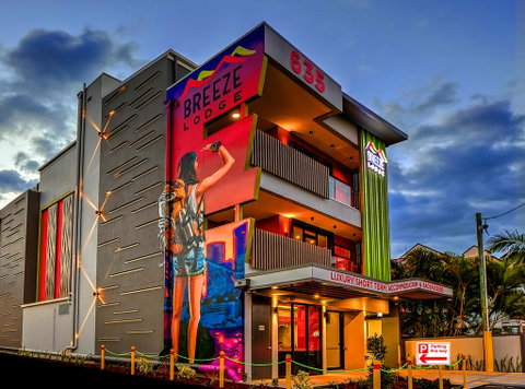 Breeze Lodge - QLD Tourism 0