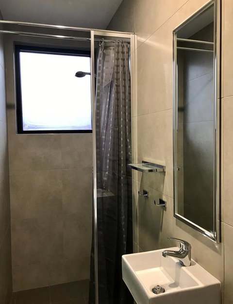 Breeze Lodge - QLD Tourism 3