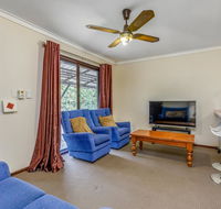 Bright Neat  Convenient House - QLD Tourism
