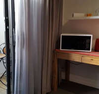 Brightwater Room for Rent on the Sunshine Coast - Queensland Tourism