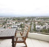 Broadwater Shores Waterfront Apartments - QLD Tourism