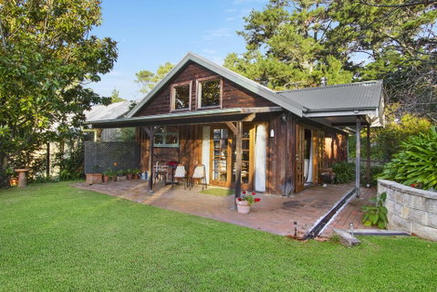 BROWNS COTTAGE - Queensland Tourism 0
