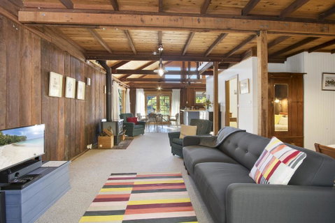 BROWNS COTTAGE - Queensland Tourism 3