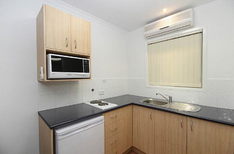 Browns Plains Motor Inn - QLD Tourism 1