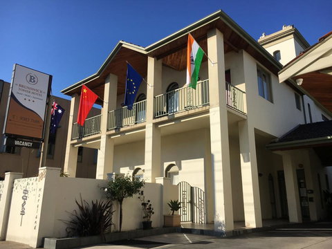 Brunswick Tower Hotel - QLD Tourism 0