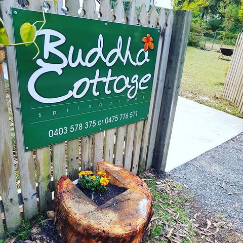 Buddha Cottage Springbrook - Queensland Tourism 3