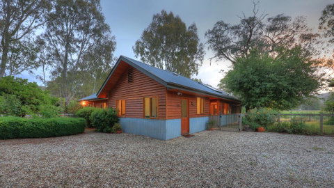 Buffalo River Homestead - QLD Tourism 1