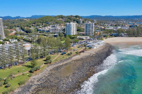 Bujerum Apartments On Burleigh - QLD Tourism 1