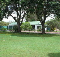 Bungadoo Country Cottage - QLD Tourism