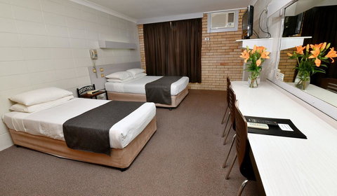 Burke And Wills Motor Inn - QLD Tourism 2