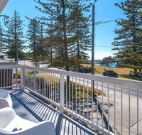 Burleigh - great house room for the boat- across the road from beach