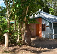 Bushland Cottages and Lodge - QLD Tourism