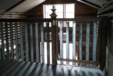 BYRON BAY'S HISTORIC BARNSTAY! - Queensland Tourism 3