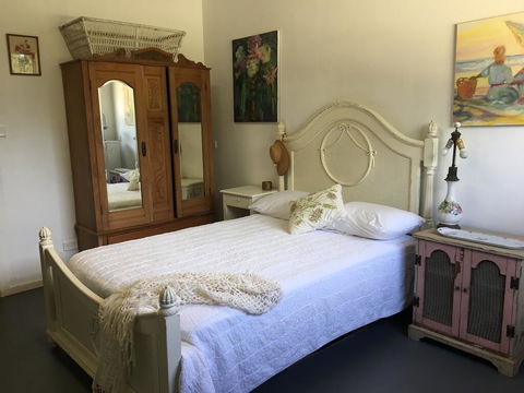 BYRON BAY'S MOD SWANKY SHED AT TOORALOO FARM STAY! - Queensland Tourism 1