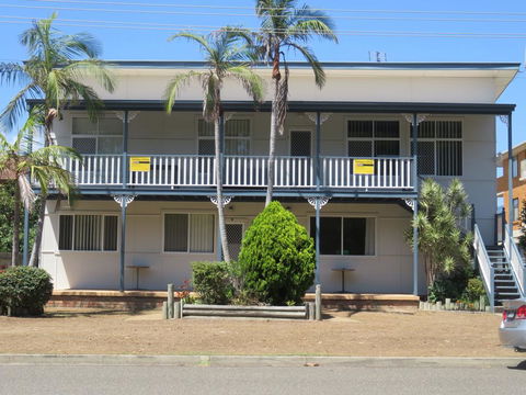 Cabenay 3 - VIEWS ACROSS THE PARK - Queensland Tourism 0