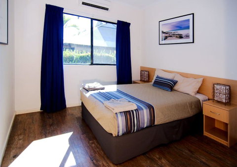 Cable Beach Apartments - Queensland Tourism 1