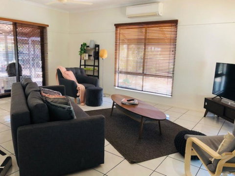 Cable Beach Retreat - Queensland Tourism 3