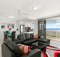 Cairns Luxury Seafront Apartment - QLD Tourism