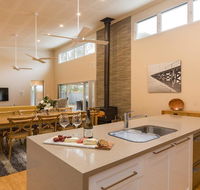 Callala Breeze - access to indoor community pool - Queensland Tourism