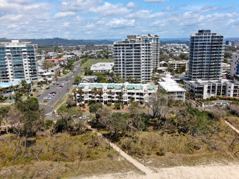 Camargue Beachfront Apartments - QLD Tourism 2