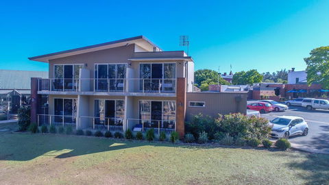 Campaspe Lodge - QLD Tourism 0