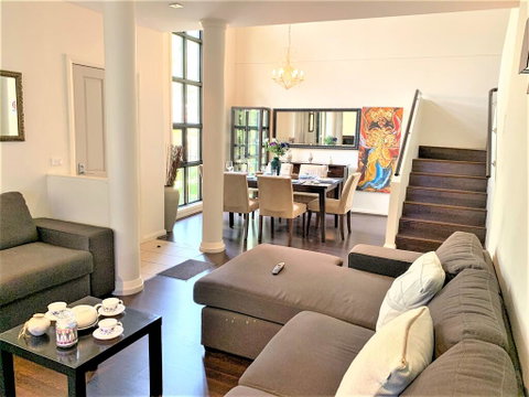 Campbelltown Most Sought After Park Central Home - QLD Tourism 3
