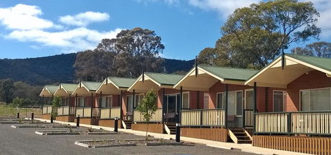 Canberra Carotel Motel - Queensland Tourism 1
