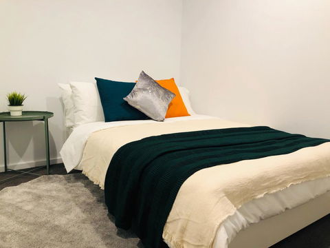 Canberra CBD Apartment 2BR 2BA 1Carpark - Queensland Tourism 2