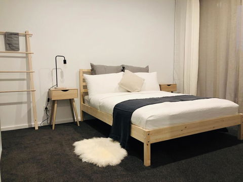 Canberra CBD Apartment 2BR 2BA 1Carpark - Queensland Tourism 1