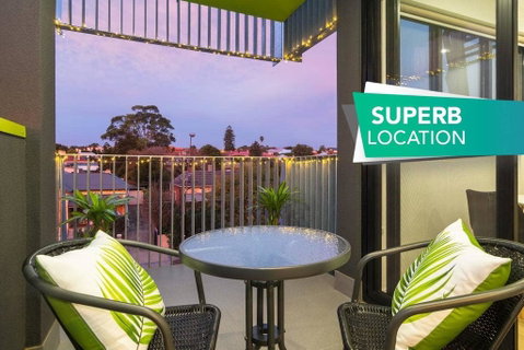 Canopy @ 44-Minutes From The CBD, Train And Cafes - Wifi - Nespresso - Amenities - QLD Tourism 0