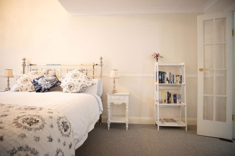 Canungra Cottages - Boutique Bed And Breakfast - Queensland Tourism 1