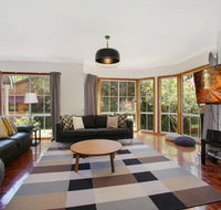 Canyon Walk House - On the Ovens River - Queensland Tourism