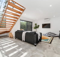 Capel Sound Beachside Luxury - QLD Tourism