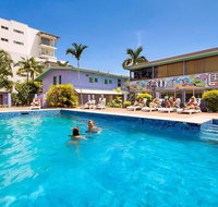 Caravella Backpackers - QLD Tourism