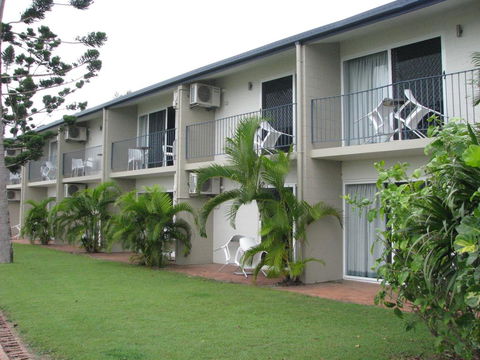 Cardwell Beachcomber Motel & Tourist Park - Queensland Tourism 3