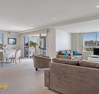 Carrington No.4 - Nelson Bay CBD - QLD Tourism