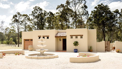 Casa La Vina Villas Pokolbin - Queensland Tourism 1
